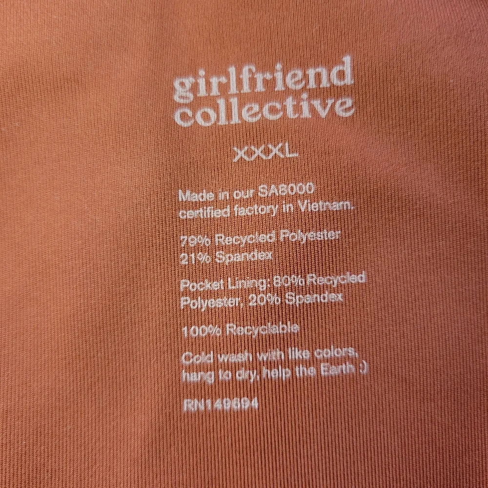Girlfriend Collective Compressive Pocket Leggings - Picture 4 of 6